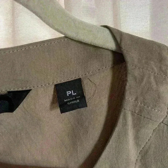 100% silk blouse - Picture 2 of 3